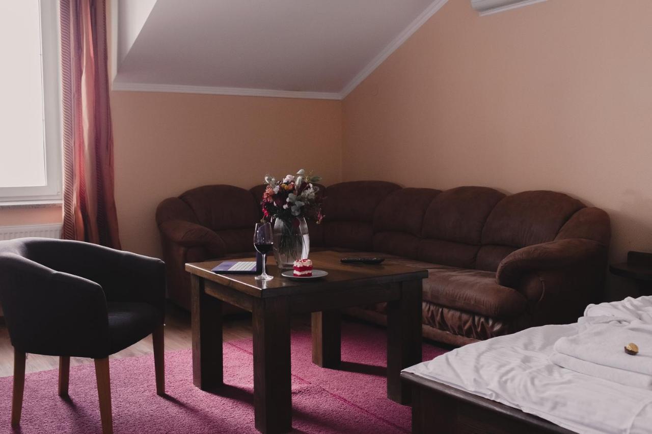 Aivengo Hotel Kolodenka Dış mekan fotoğraf